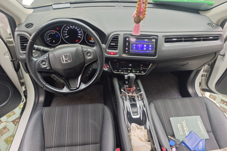 本田 缤智 2017款 1.8L CVT两驱豪华型中控内饰12