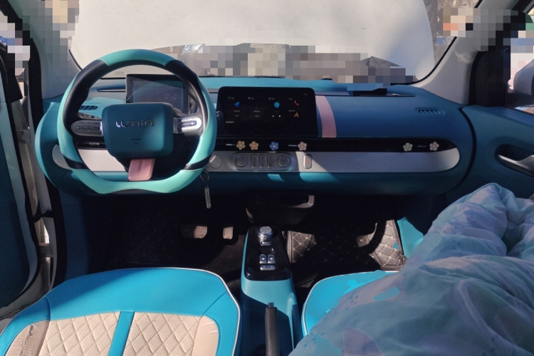 长安启源 长安Lumin 2022款 210km 香甜款中控内饰12