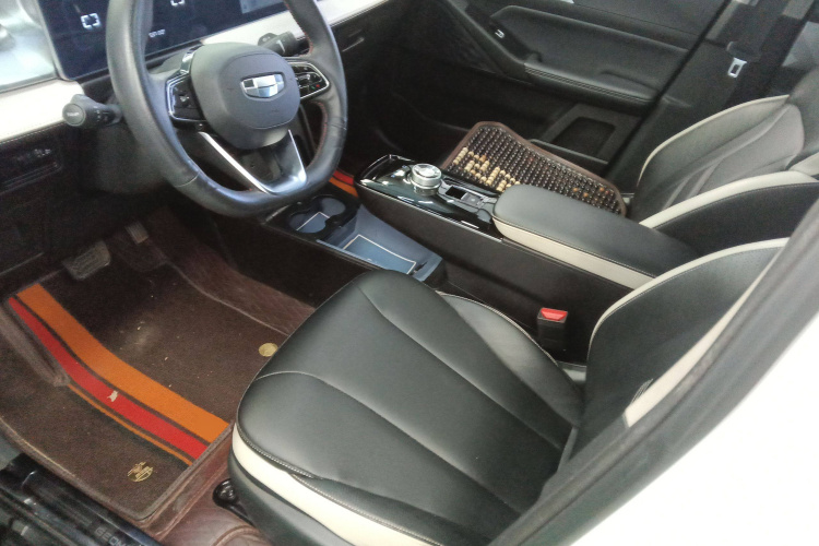 吉利几何E萤火虫 2022款 401KM 玲珑虎 4座中控内饰19