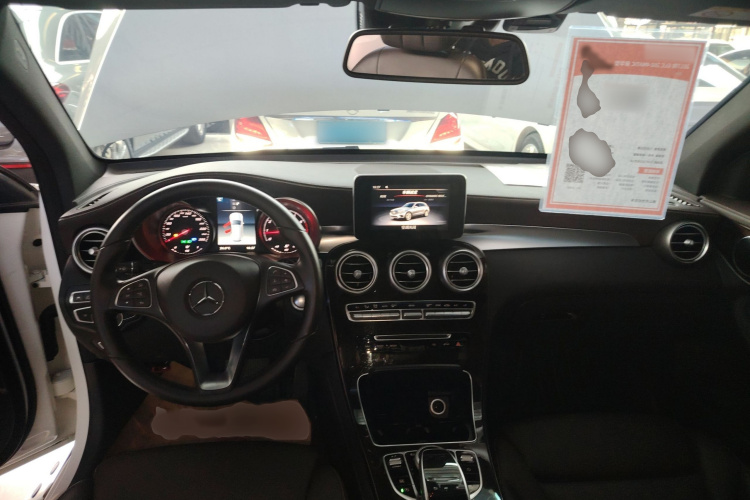 奔驰GLC 2018款 GLC 260 4MATIC 豪华型中控内饰7002
