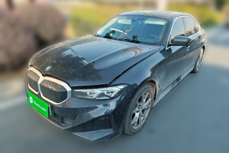 宝马i3 2025款 eDrive 35 L