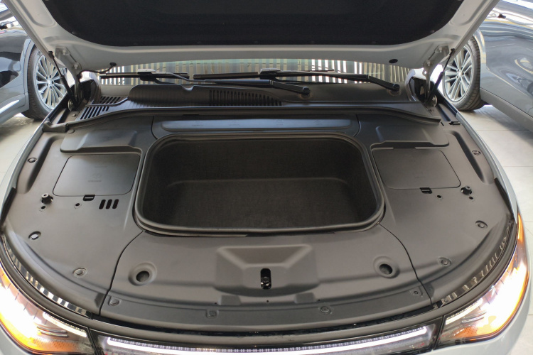 零跑汽车 零跑C01 2023款 525舒享版机舱底盘24