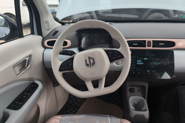 零跑汽车 零跑T03 2025款 310舒享版中控内饰13