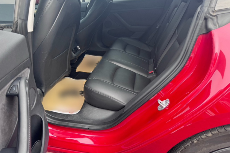 特斯拉 Model 3 2021款 改款 标准续航后驱升级版 3D1中控内饰7002