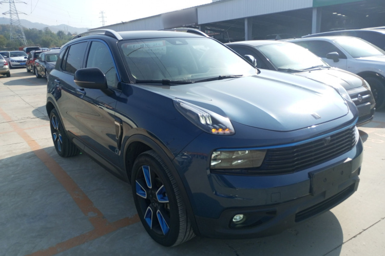 领克01 2019款 2.0T 两驱型Pro版 国VI车身外观3