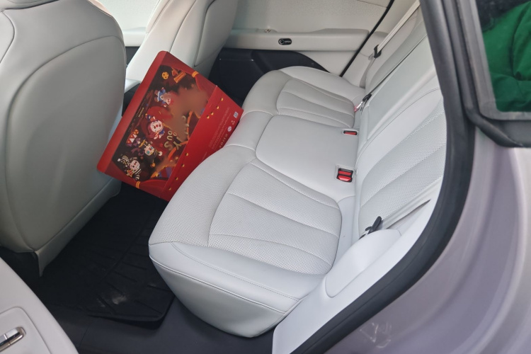 小鹏P7+ 2024款 长续航 Max中控内饰7004