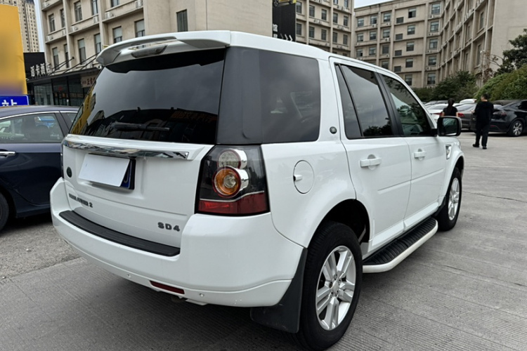 路虎 神行者2 2013款 2.2T SD4 SE柴油版车身外观6005