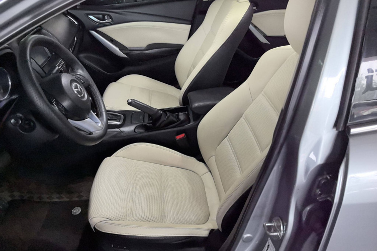 马自达 阿特兹 2014款 2.0L 蓝天豪华版局部细节19