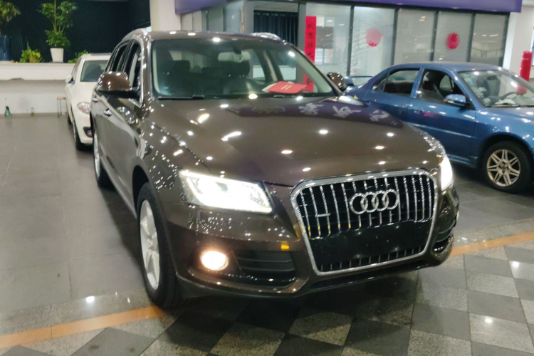 奥迪Q5 2016款 40 TFSI 技术型车身外观6002