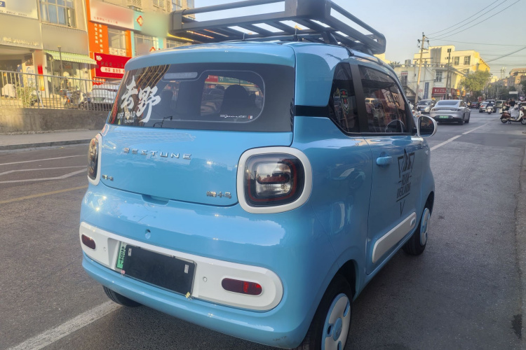 奔腾小马 2025款 222km 灵动马车身外观6008