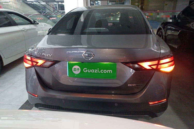 日产 轩逸 2020款 改款 1.6L XL CVT悦享版车身外观6004