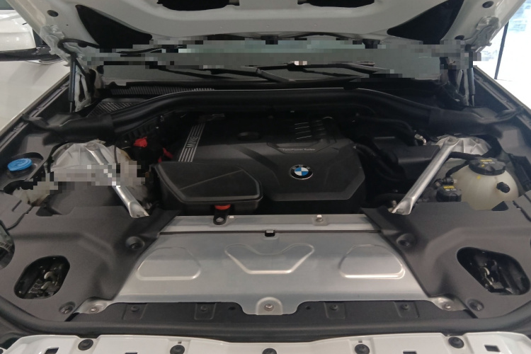 宝马X3 2021款 xDrive28i 豪华套装机舱底盘24