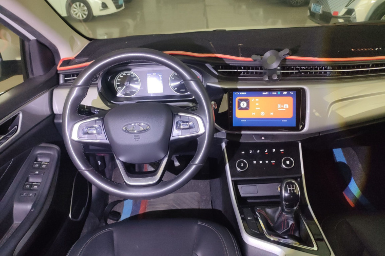奇瑞 艾瑞泽5 2019款 改款PRO 1.5L 手动青春版 国VI中控内饰12