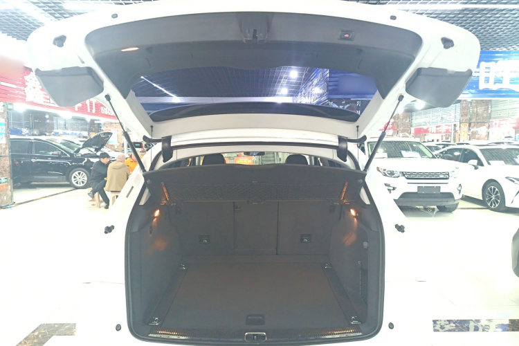 奥迪Q5 2016款 40 TFSI 技术型局部细节23