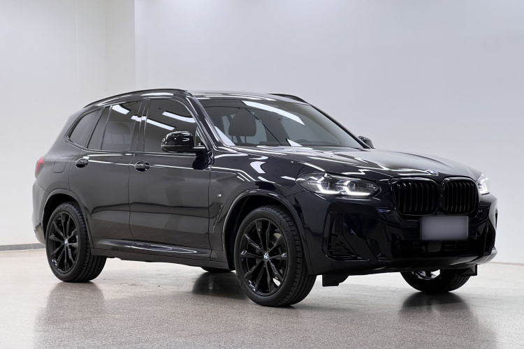 宝马X3 2022款 改款二 xDrive30i 尊享型 M曜夜套装车身外观6001