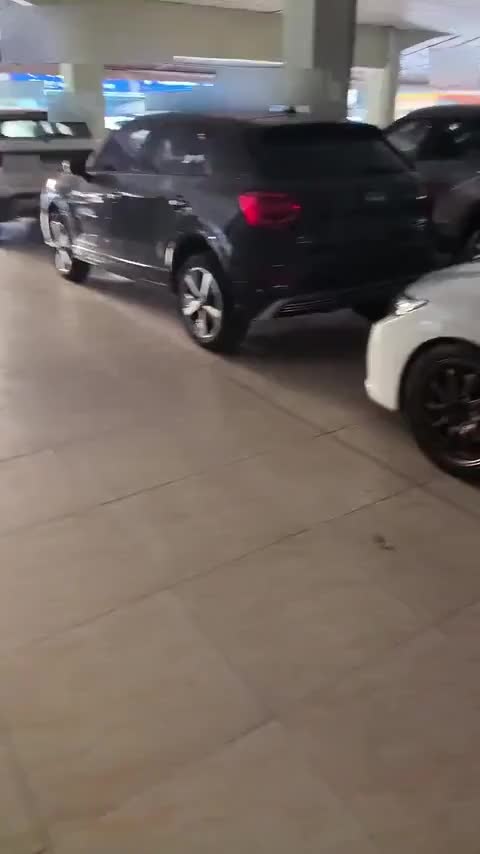 奥迪Q2L e-tron 2019款 Q2L e-tron 纯电智酷型讲解2