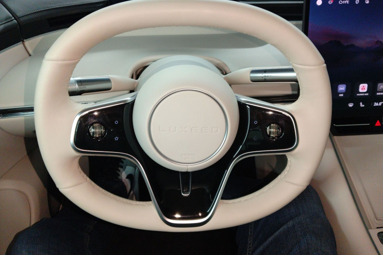 鸿蒙智行 智界S7 2024款 Ultra 四驱旗舰版中控内饰13