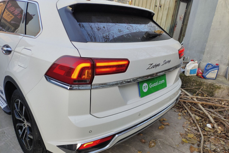 众泰 大迈X7 2018款 2.0T 自动尊贵型车身外观6