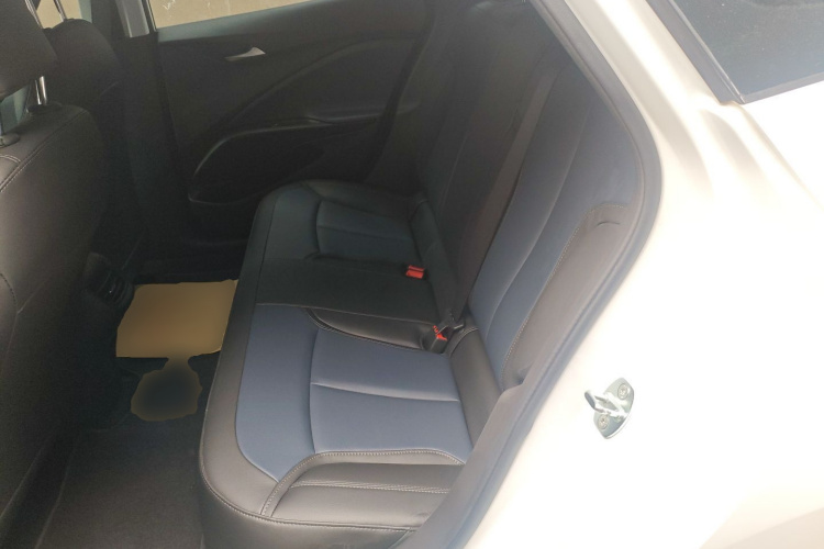 别克 微蓝6 2022款 互联共享型 PLUS中控内饰7004