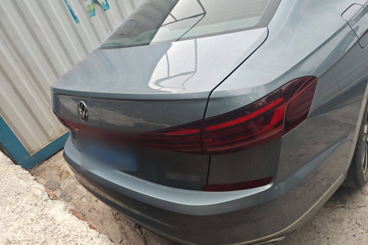 大众 帕萨特 2022款 330TSI 星空尊贵版车身外观6004