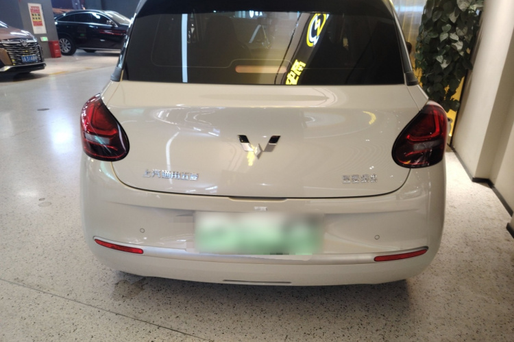 五菱汽车 五菱缤果 2023款 203km 轻享款车身外观6004