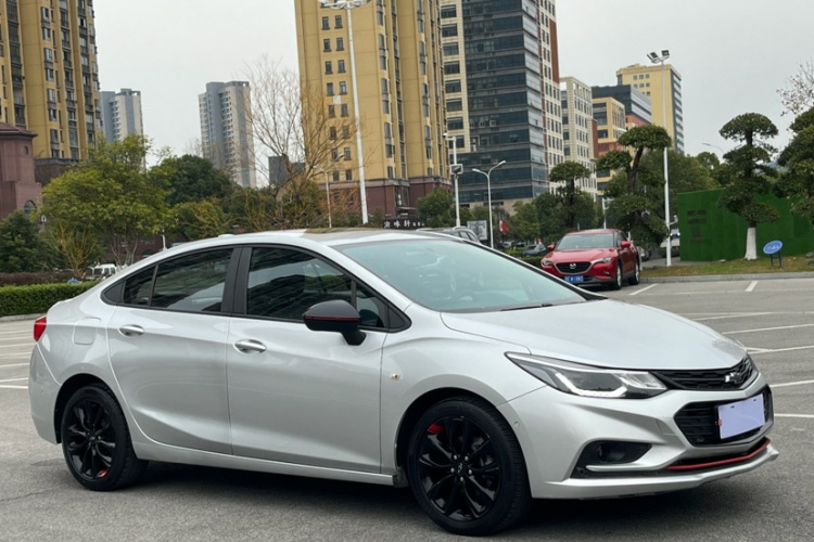 雪佛兰 科鲁兹 2018款 Redline 330T 双离合领锋版车身外观6001