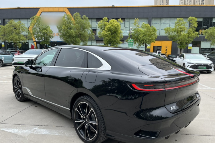 岚图汽车 岚图追光 2024款 PHEV 四驱超长续航旗舰版车身外观6005