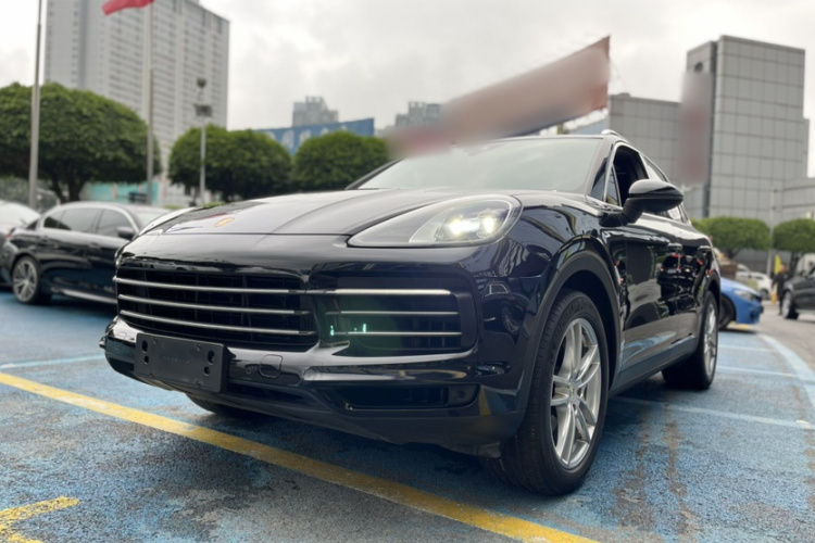 保时捷 2019款 Cayenne 3.0T车身外观1