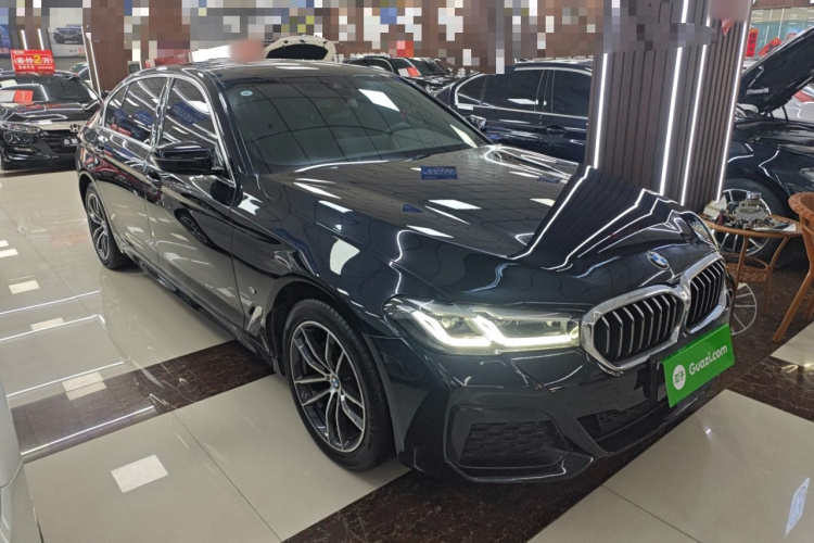 宝马5系 2022款 改款 525Li M运动套装车身外观3