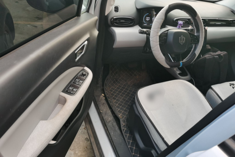 零跑汽车 零跑T03 2023款 403轻享版中控内饰20