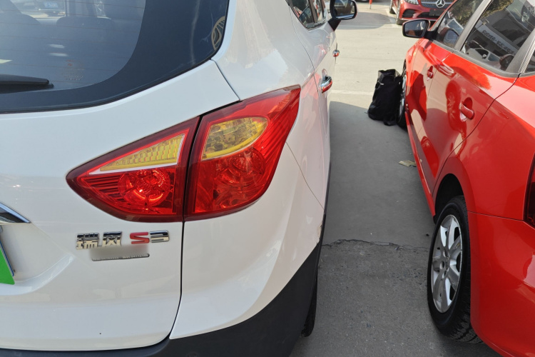 江汽集团 瑞风S3 2016款 1.5L 手动豪华智能型车身外观9