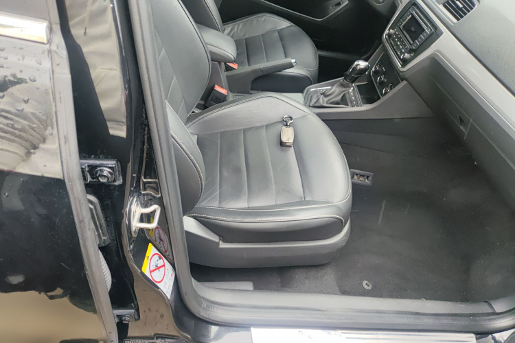 大众 朗逸 2017款 230TSI DSG舒适版局部细节41