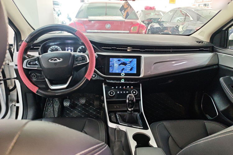 奇瑞 艾瑞泽5 2019款 1.5L 手动自在版 国V中控内饰7002