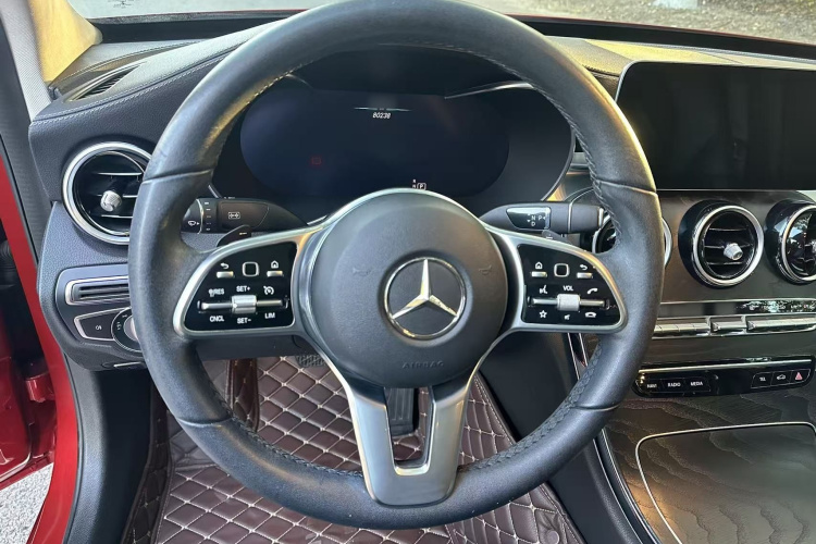 奔驰C级 2019款 改款 C 260 L 运动版中控内饰7005