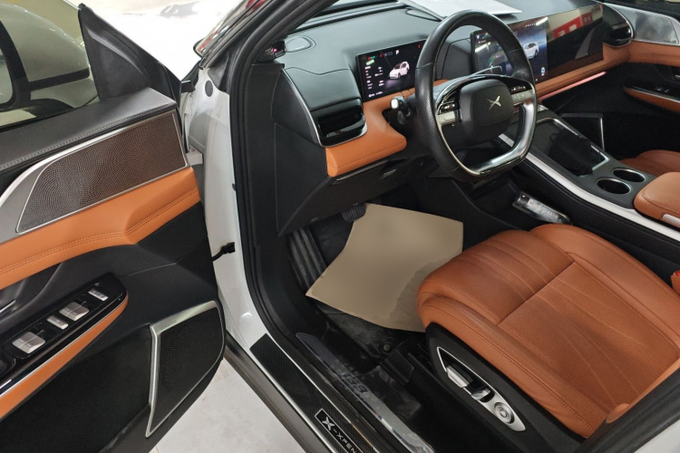 小鹏G9 2022款 702 Max中控内饰7003