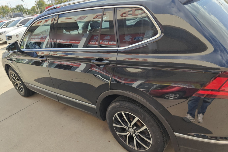 大众 途观L 2018款 330TSI 自动两驱豪华版车身外观6003