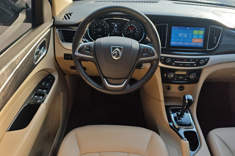 宝骏730 2016款 1.8L iAMT豪华型 7座局部细节13