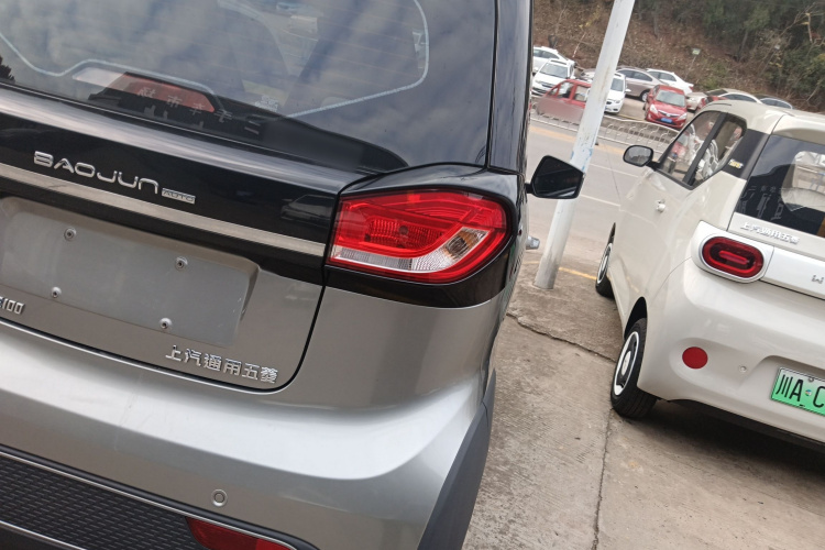 宝骏E100 2019款 250KM 智行版车身外观9