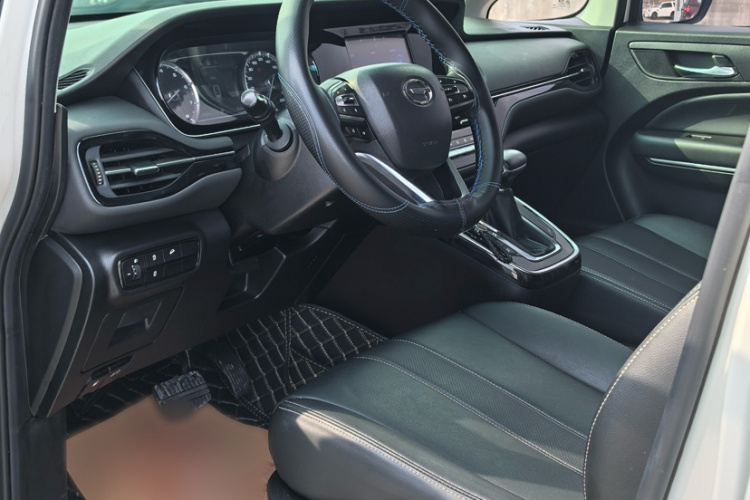 广汽传祺 传祺M6 2021款 270T DCT豪华版（七座）中控内饰7002