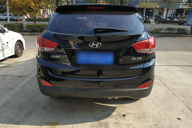 北京现代ix35 2015款 2.0L 自动两驱舒适型 国V车身外观6