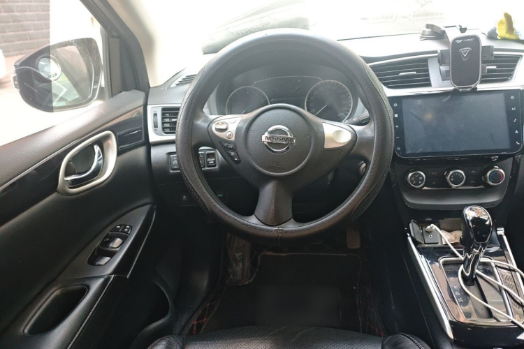 日产 轩逸 2016款 1.6XV CVT智享版局部细节13