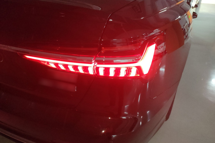 奥迪A6L 2026款 45 TFSI 臻选动感型车身外观6006