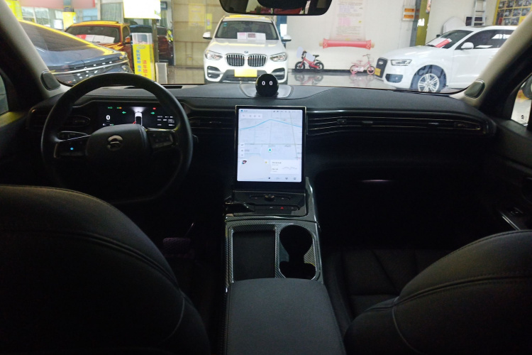 蔚来ES8 2020款 450KM 六座版中控内饰12