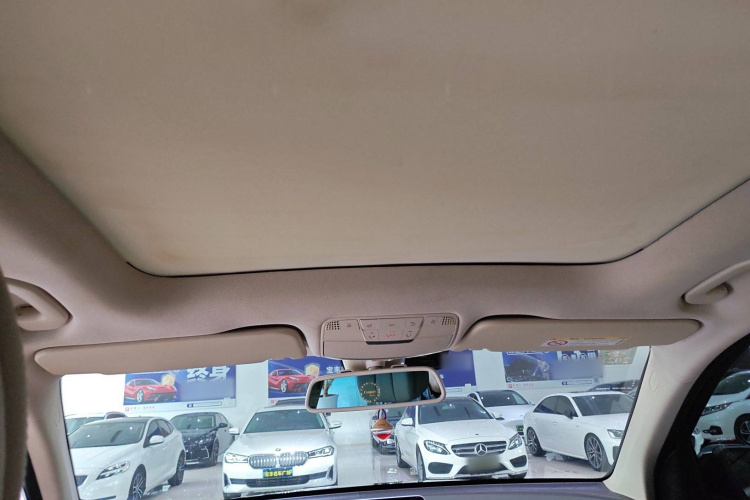 奔驰GLC 2019款 GLC 260 L 4MATIC 动感型局部细节22