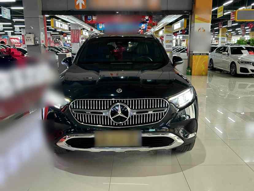 奔驰GLC 2023款 改款 GLC 260 L 4MATIC 动感型 5座(2)