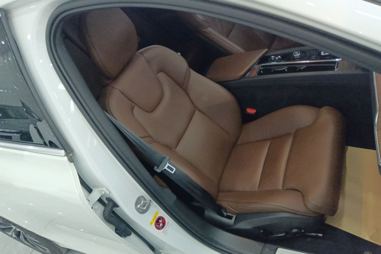 沃尔沃S60 2024款 B4 智远豪华版局部细节41