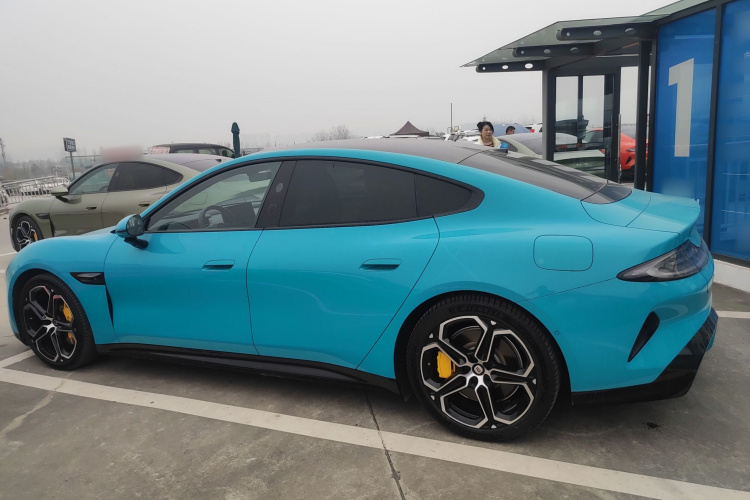 小米汽车 小米SU7 2024款 四驱超长续航高阶智驾Max版车身外观4