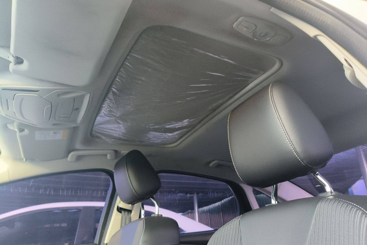 福特 福克斯 2012款 三厢 1.6L 自动风尚型局部细节16