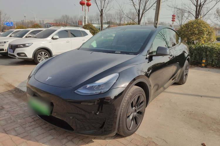 特斯拉 Model Y 2023款 后轮驱动版车身外观1