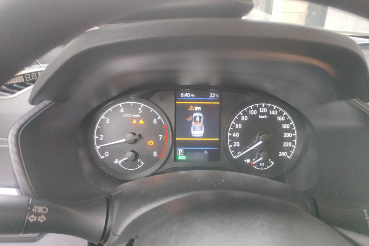 日产 天籁 2021款 2.0L XE 专享版局部细节14